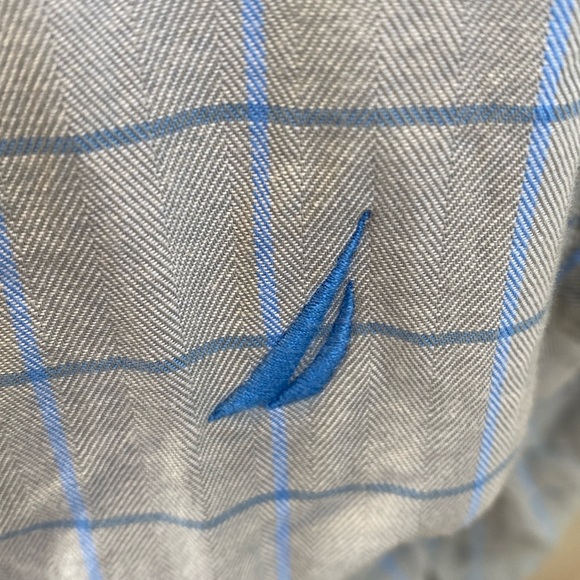 Men’s Nautica Long Sleeve Lightweight Cotton Woven Robe - Picture 2 of 8